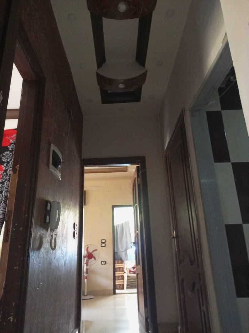 في باباعمرو  بين الجسرين للشرق قبل سكة القطار  