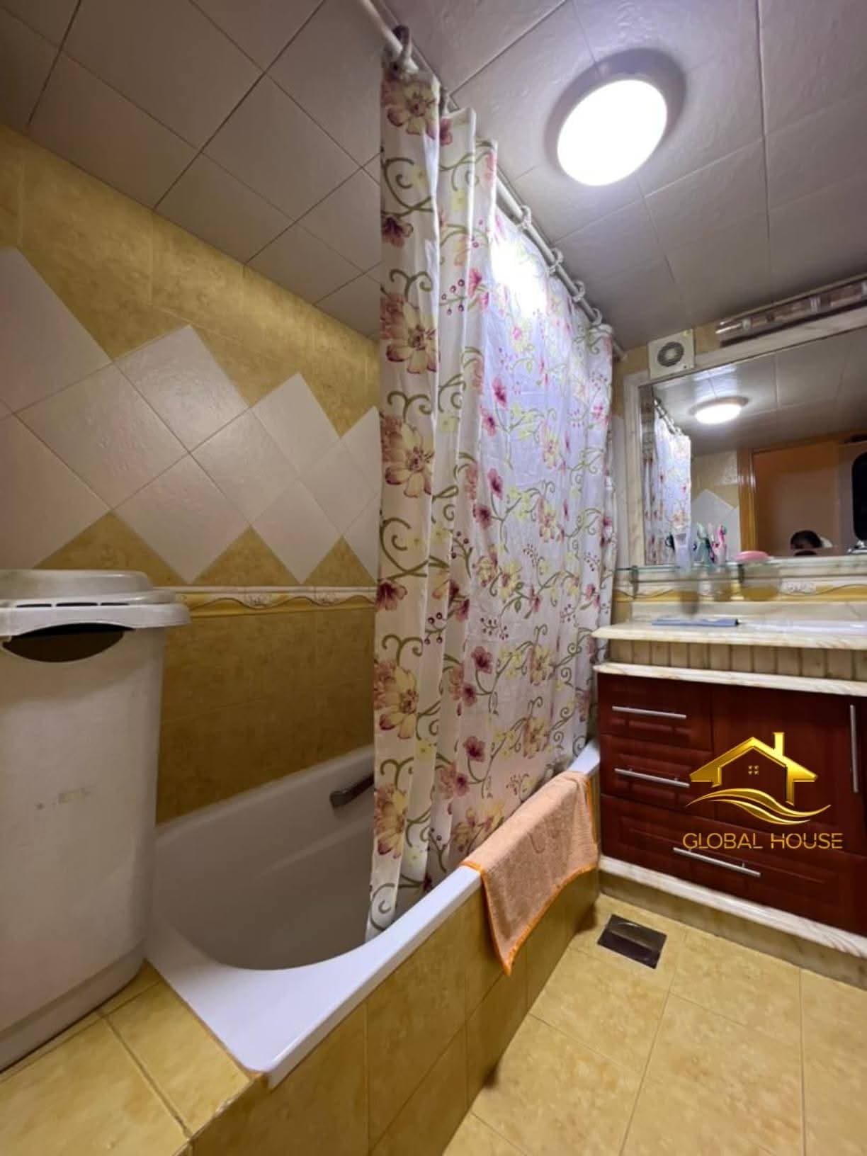 صورة الإعلان 3